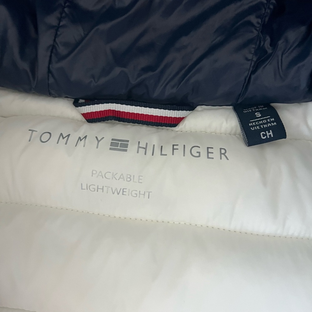 Lightweight jacket - Picture 2 of 2